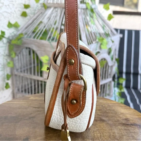 Dooney and Bourke Vintage Crossbody Bag - Picture 4 of 15
